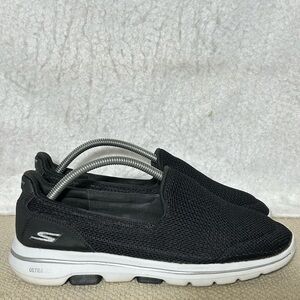 Skechers Womens Black Knit GO Walk 5 Ultra GO Slip On Sneakers Shoes SZ 8.5